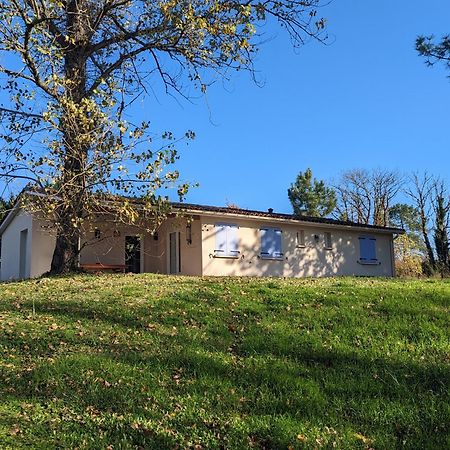 Etang Vallier Resort Brossac Exterior foto