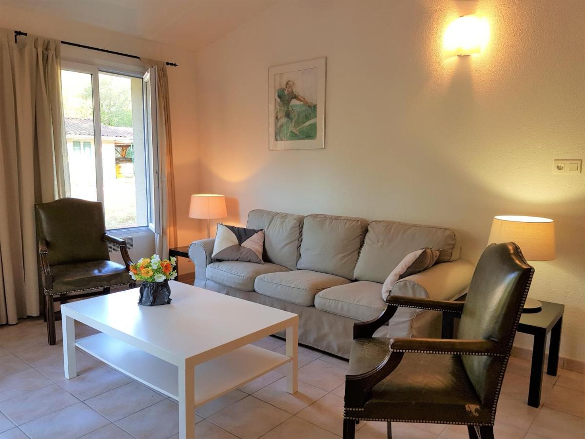 Etang Vallier Resort Brossac Exterior foto
