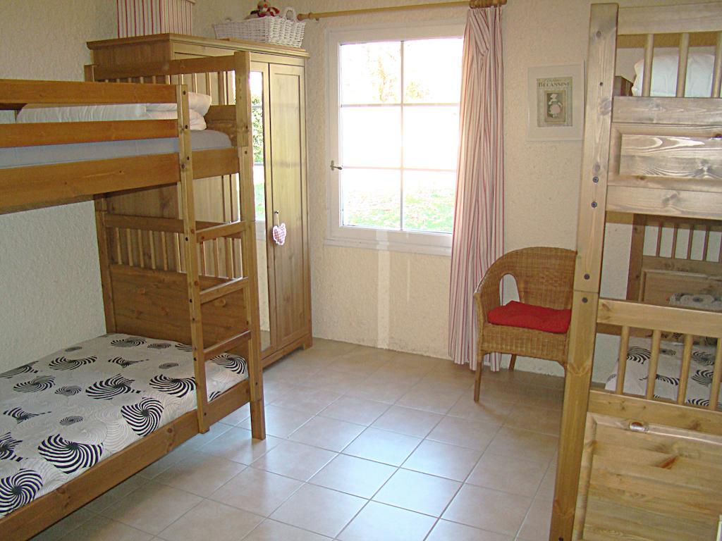 Etang Vallier Resort Brossac Habitación foto