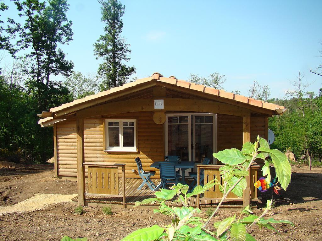 Etang Vallier Resort Brossac Habitación foto